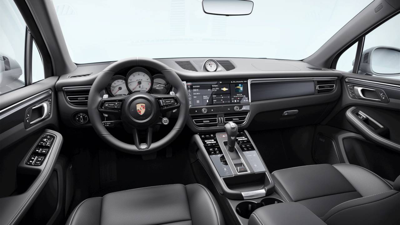 2026 Porsche Macan Newark DE