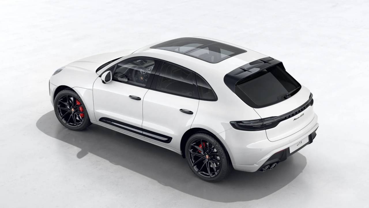 2026 Porsche Macan Newark DE