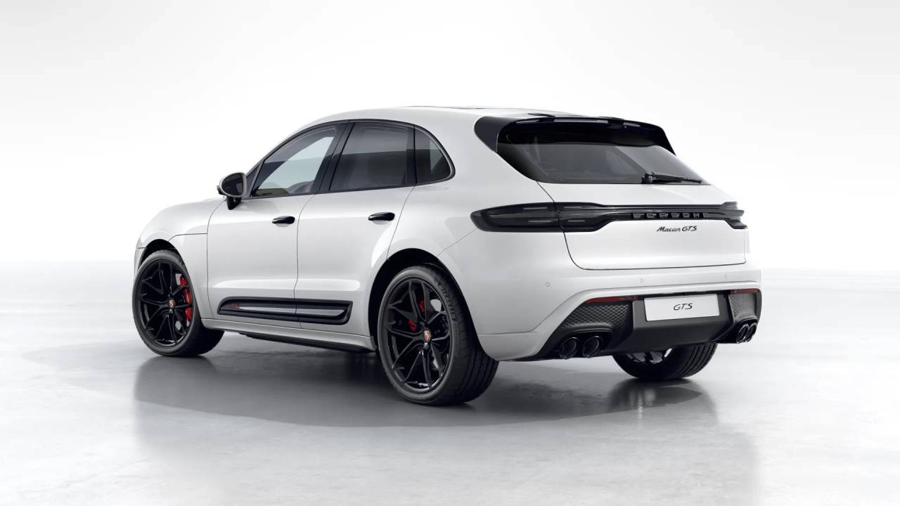 2026 Porsche Macan Newark DE