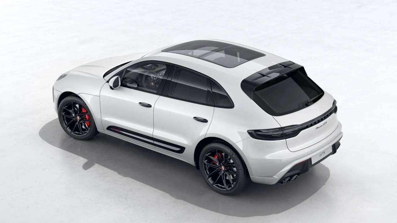 2026 Porsche Macan Newark DE