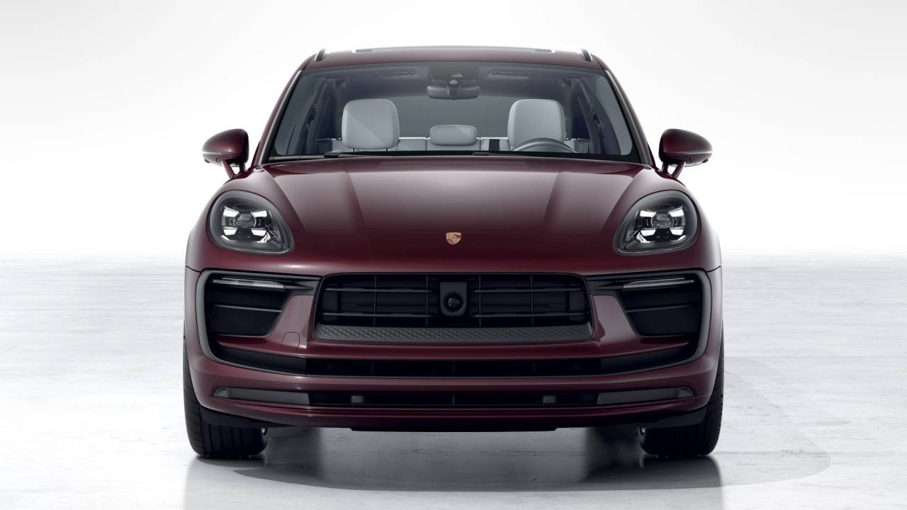 2026 Porsche Macan Newark DE