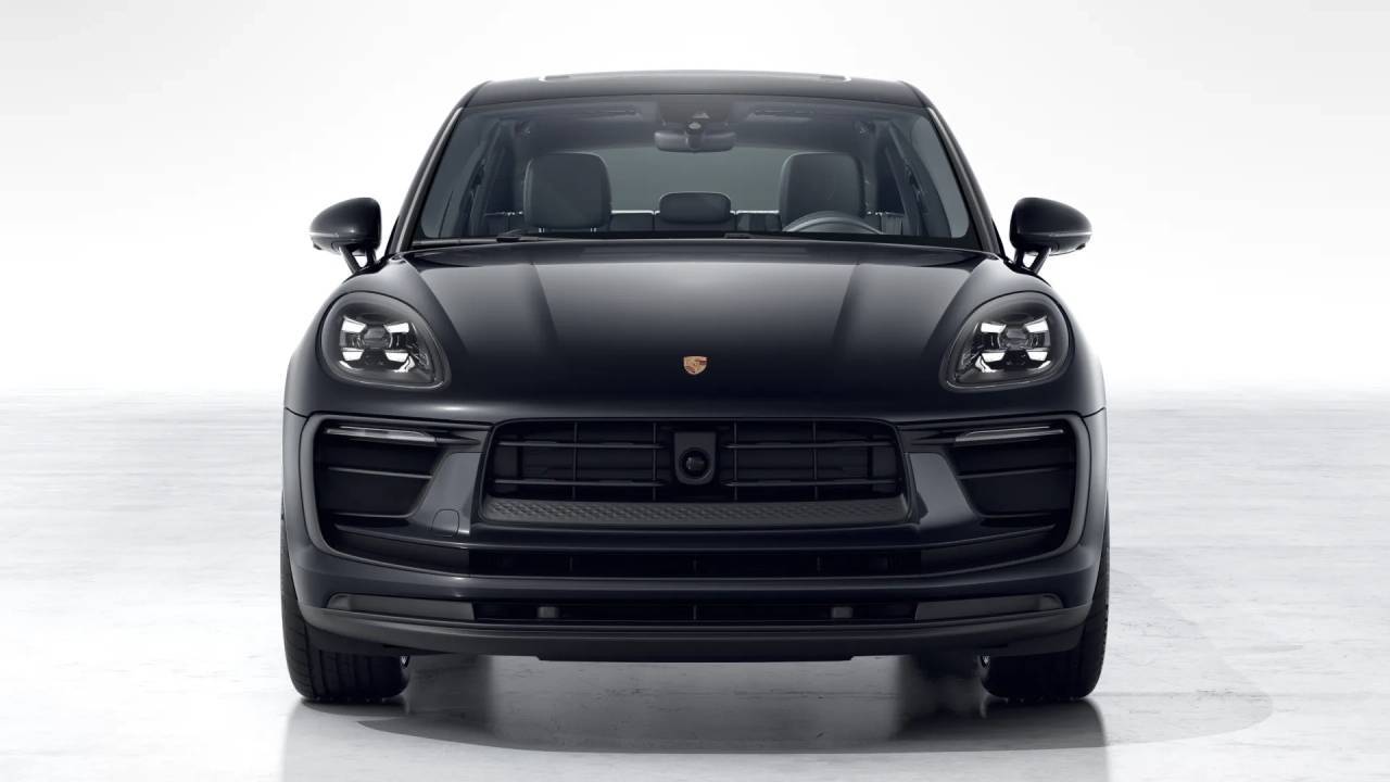 2026 Porsche Macan Newark DE