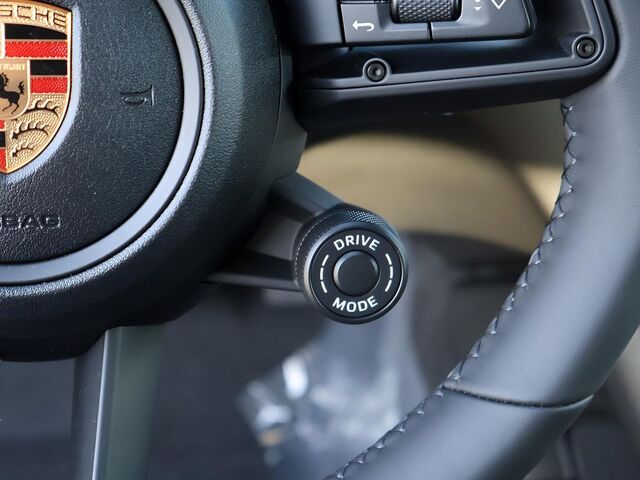 2026 Porsche Macan  Oshkosh WI