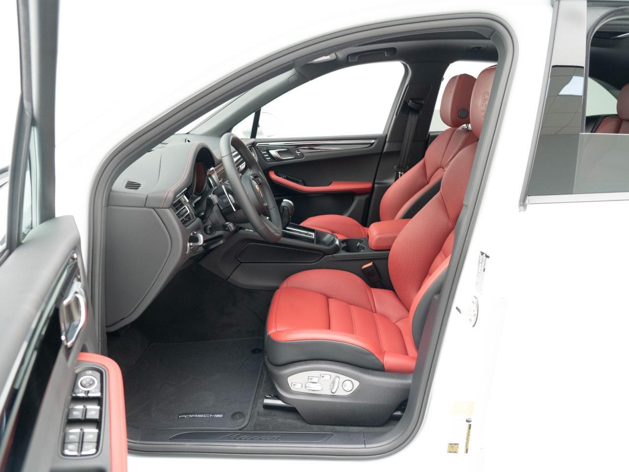 2026 Porsche Macan Pompano Beach FL