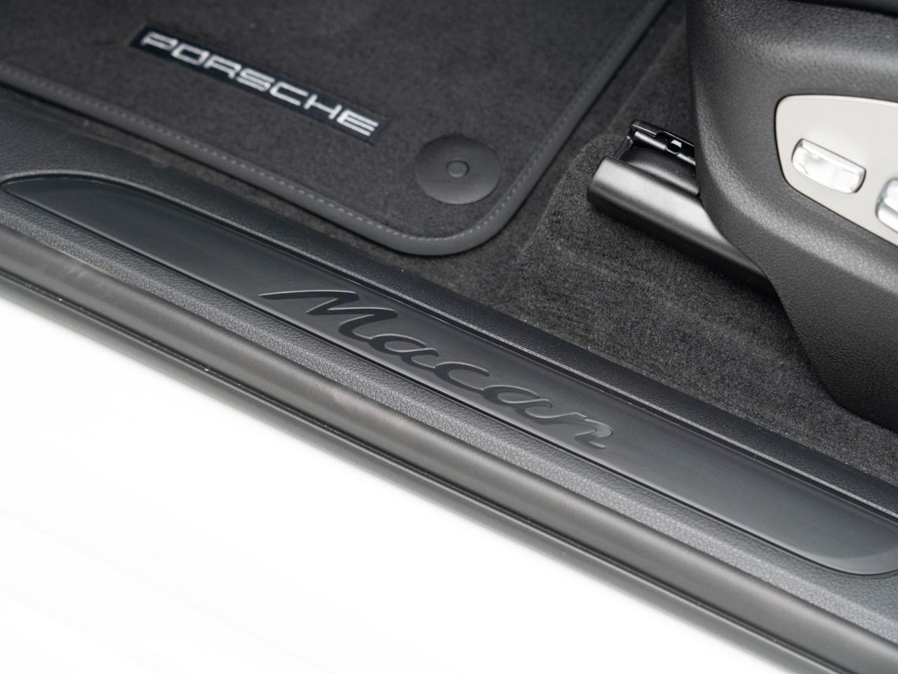 2026 Porsche Macan Pompano Beach FL