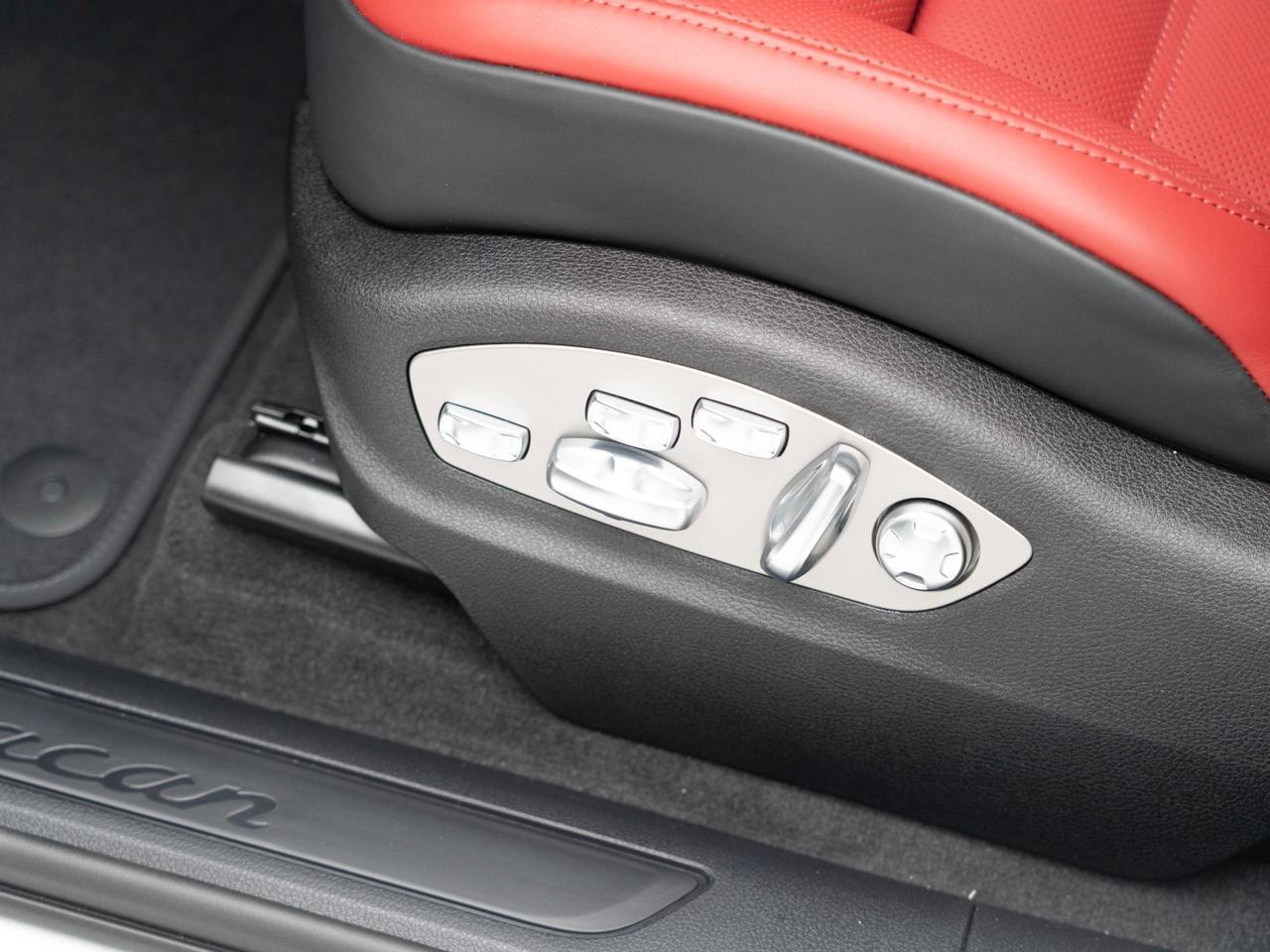 2026 Porsche Macan Pompano Beach FL