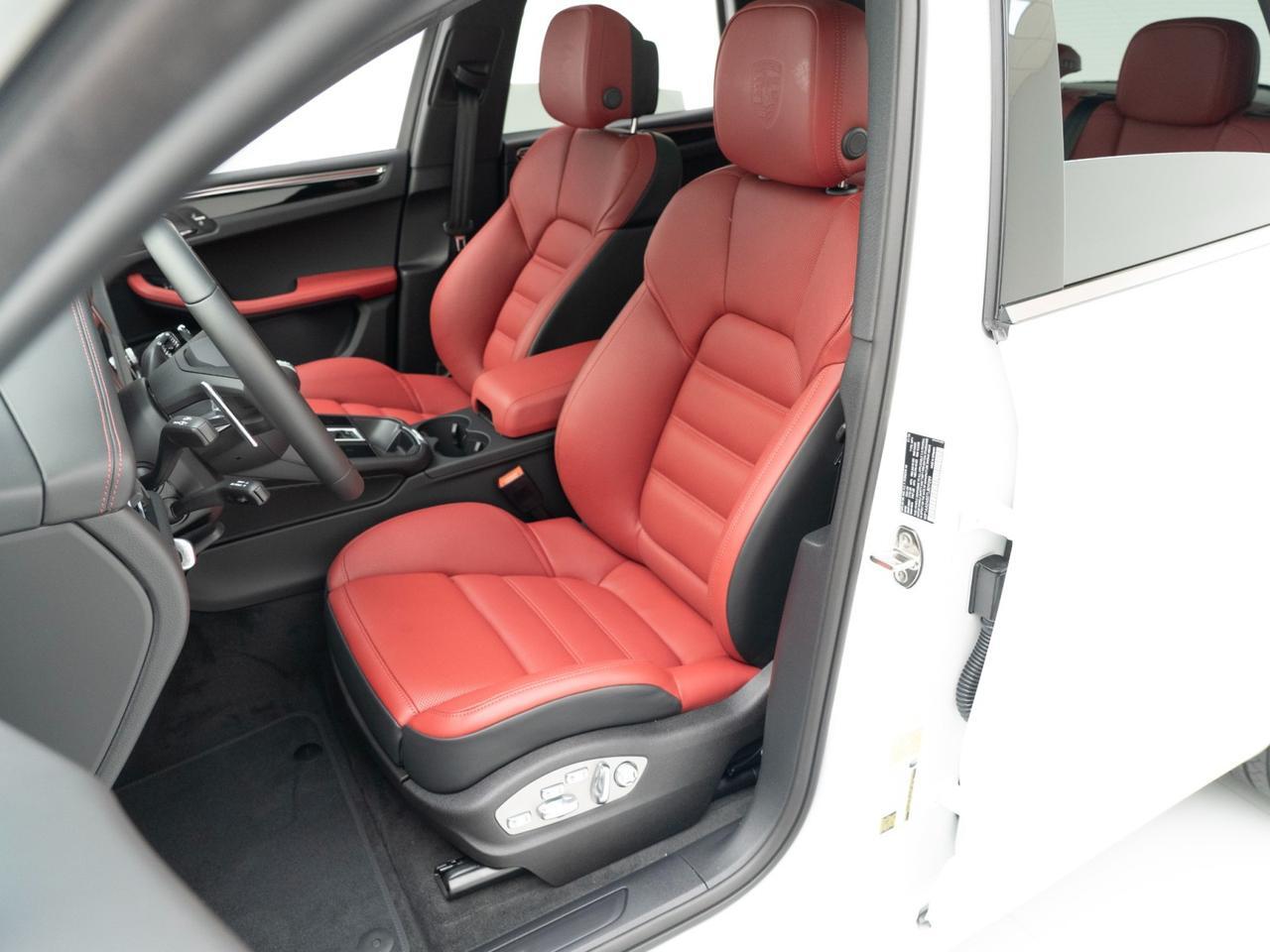 2026 Porsche Macan Pompano Beach FL