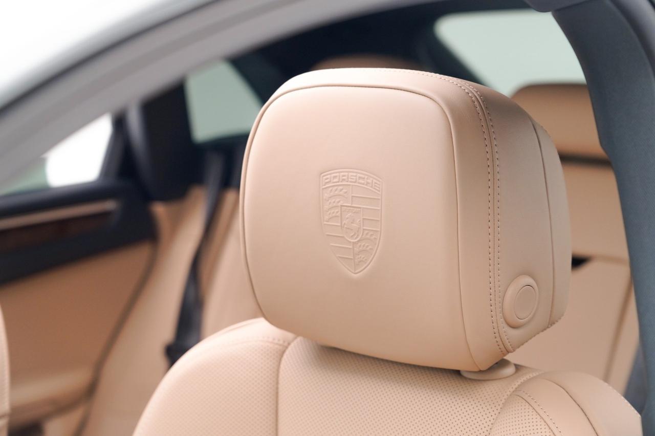 2026 Porsche Macan Pompano Beach FL