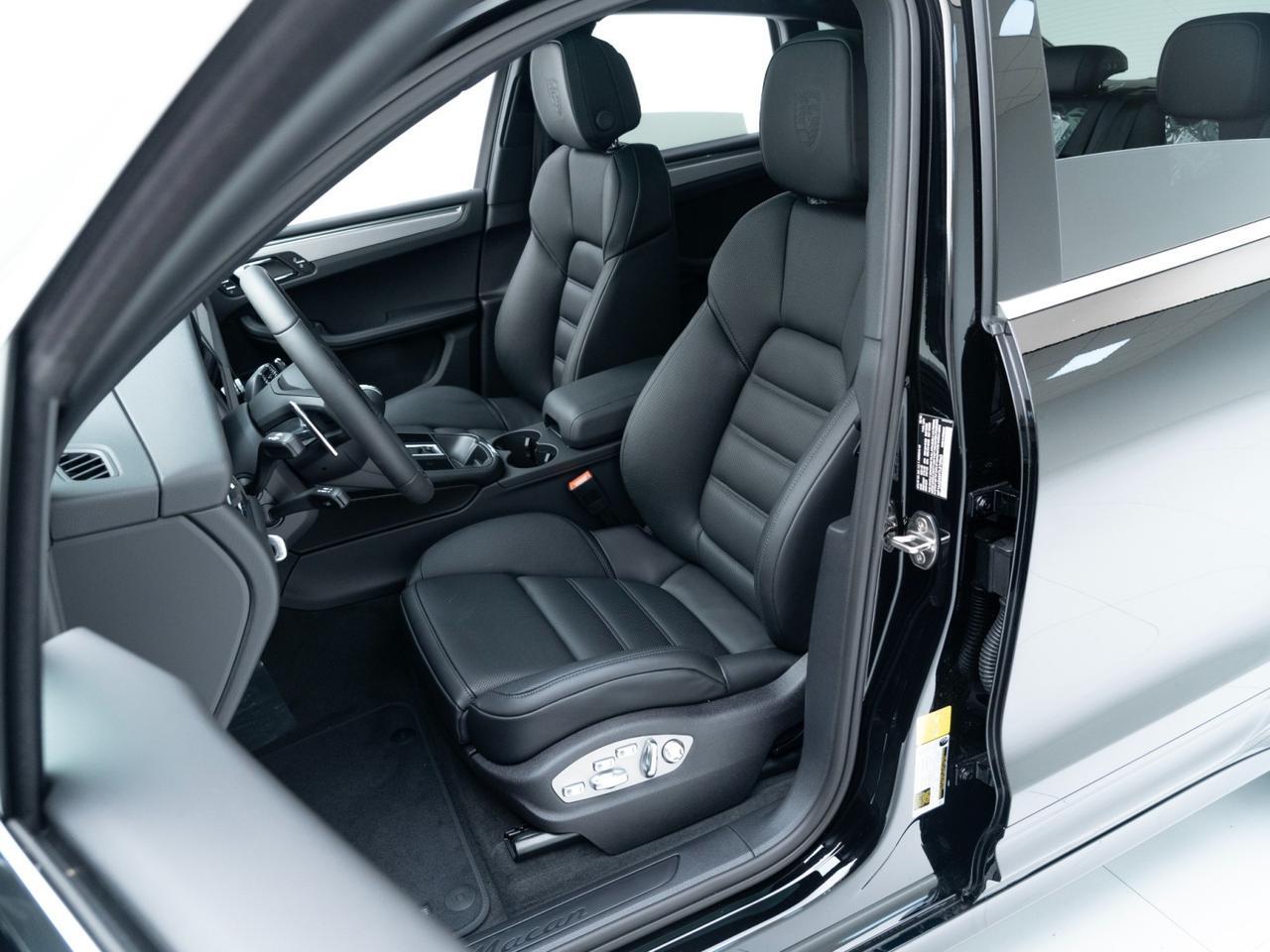 2026 Porsche Macan Pompano Beach FL