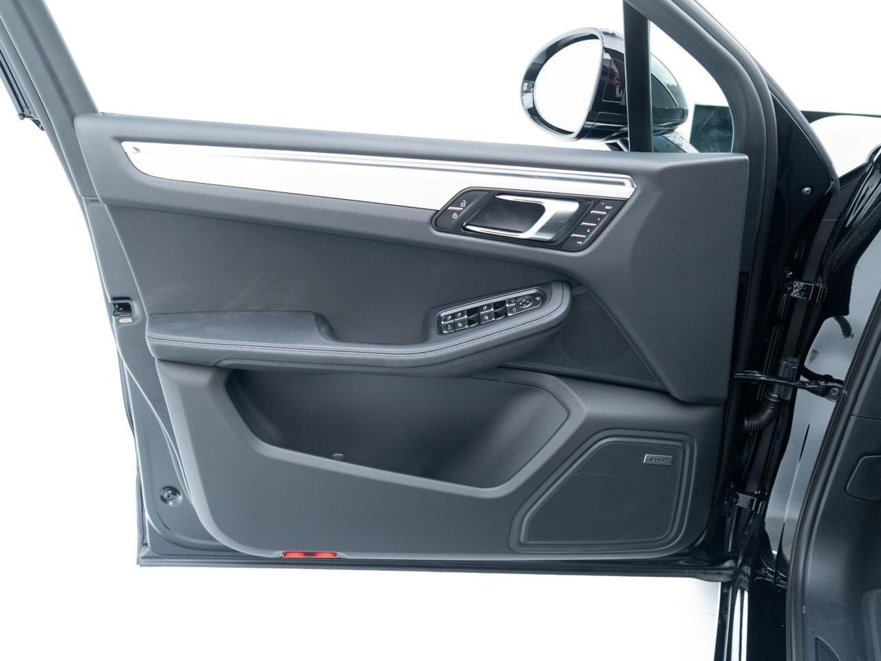 2026 Porsche Macan Pompano Beach FL