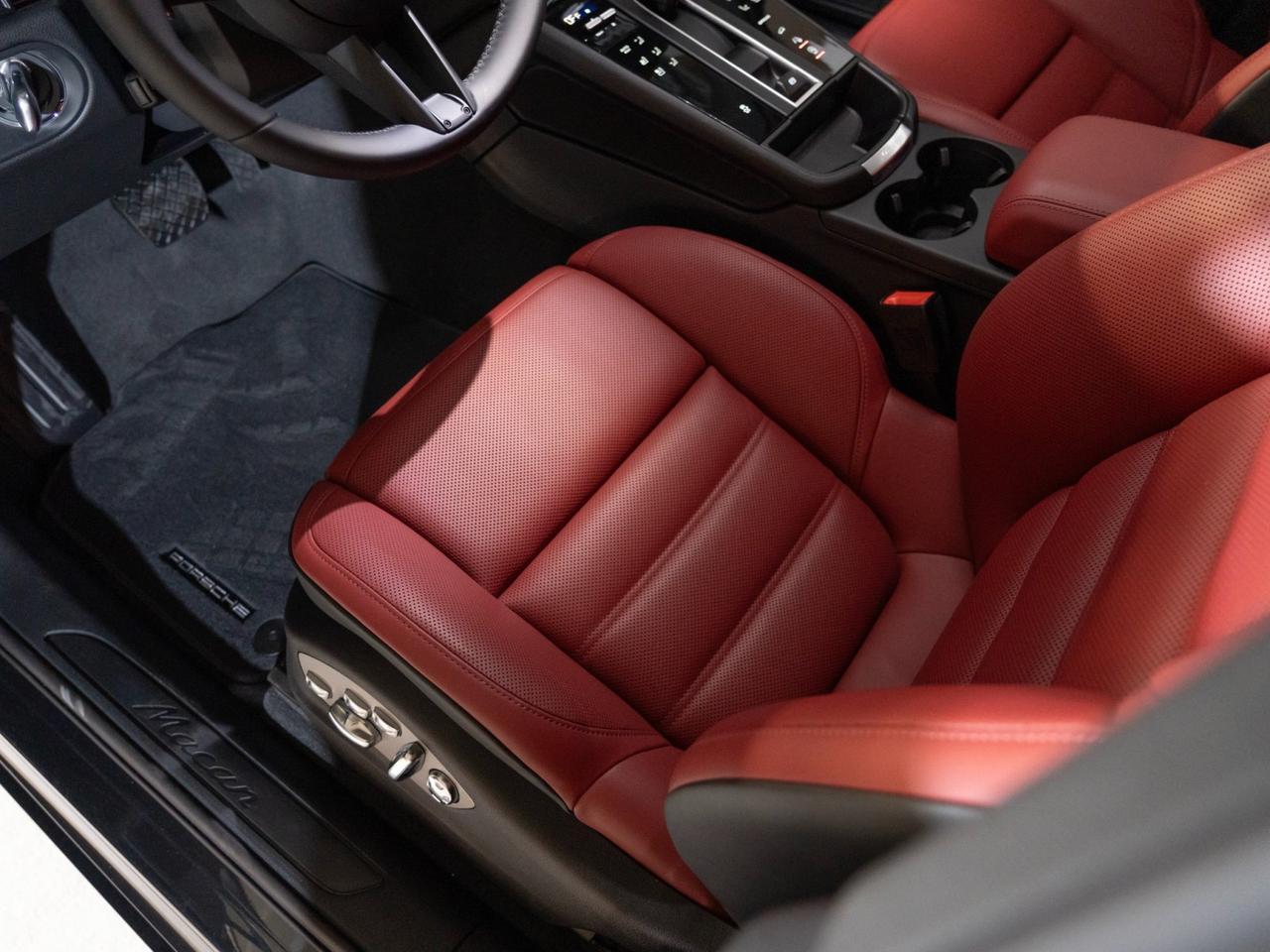 2026 Porsche Macan Pompano Beach FL