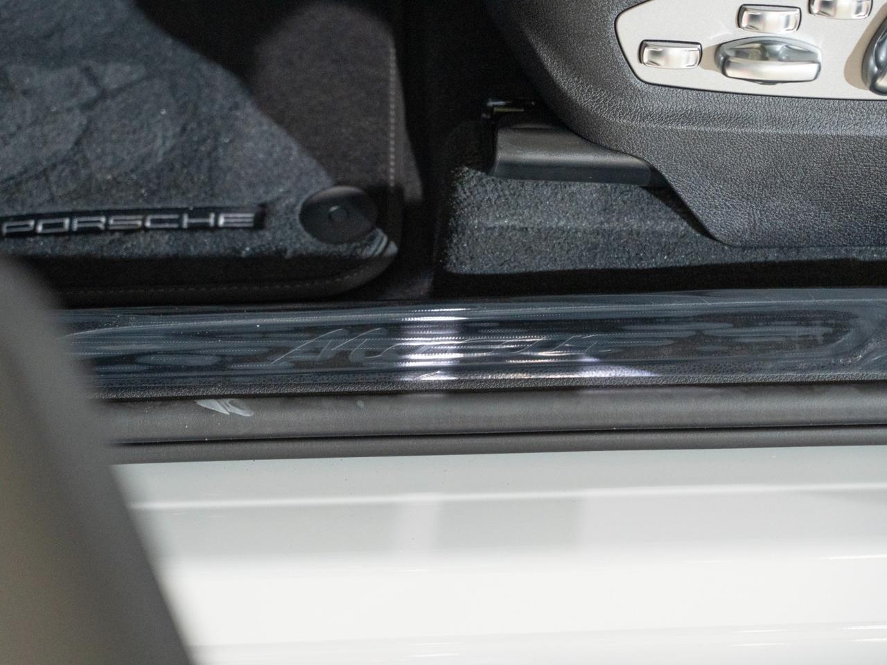 2026 Porsche Macan Pompano Beach FL