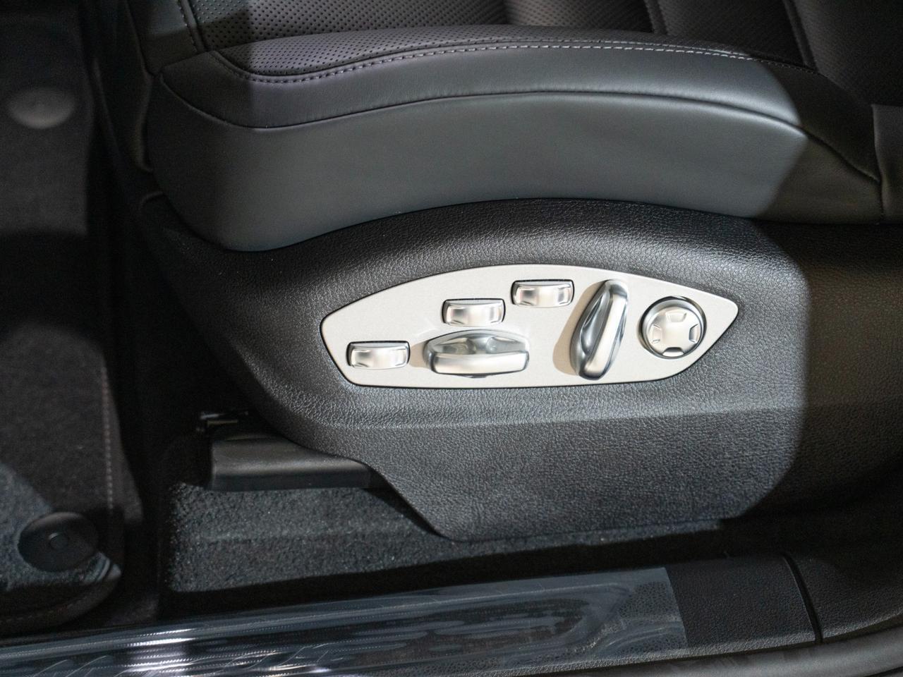 2026 Porsche Macan Pompano Beach FL