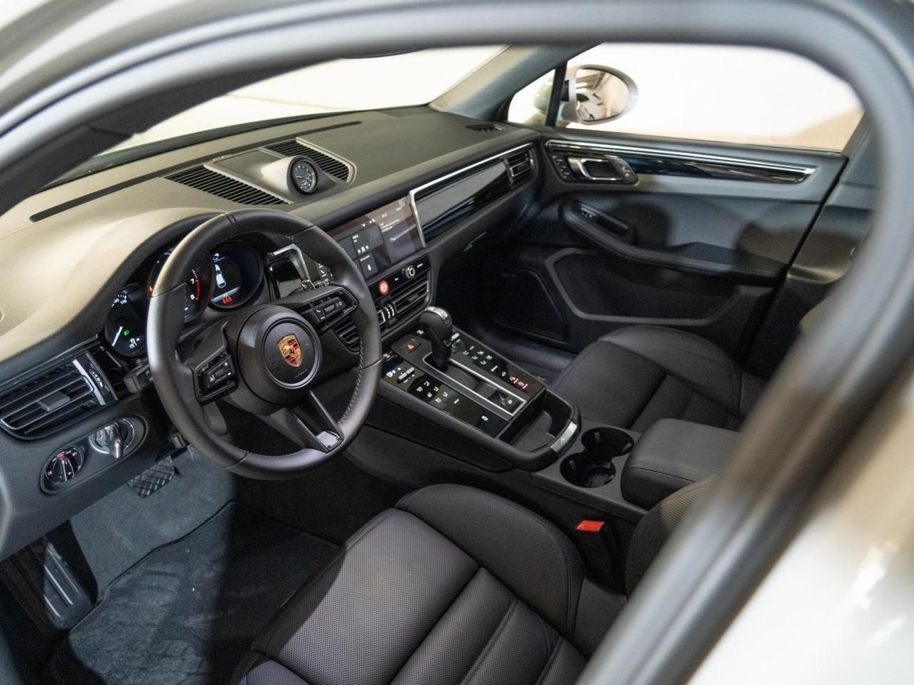 2026 Porsche Macan Pompano Beach FL