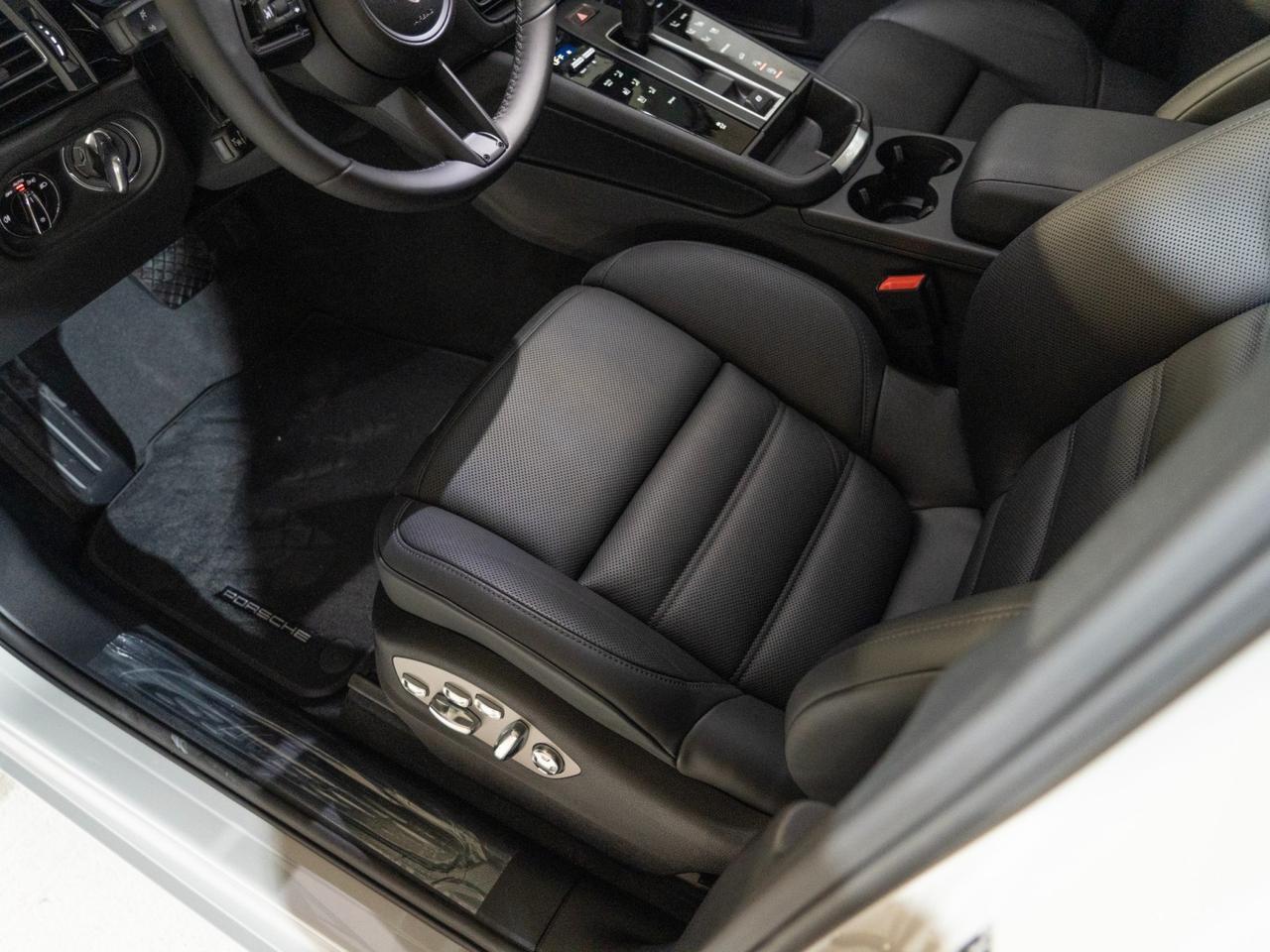 2026 Porsche Macan Pompano Beach FL