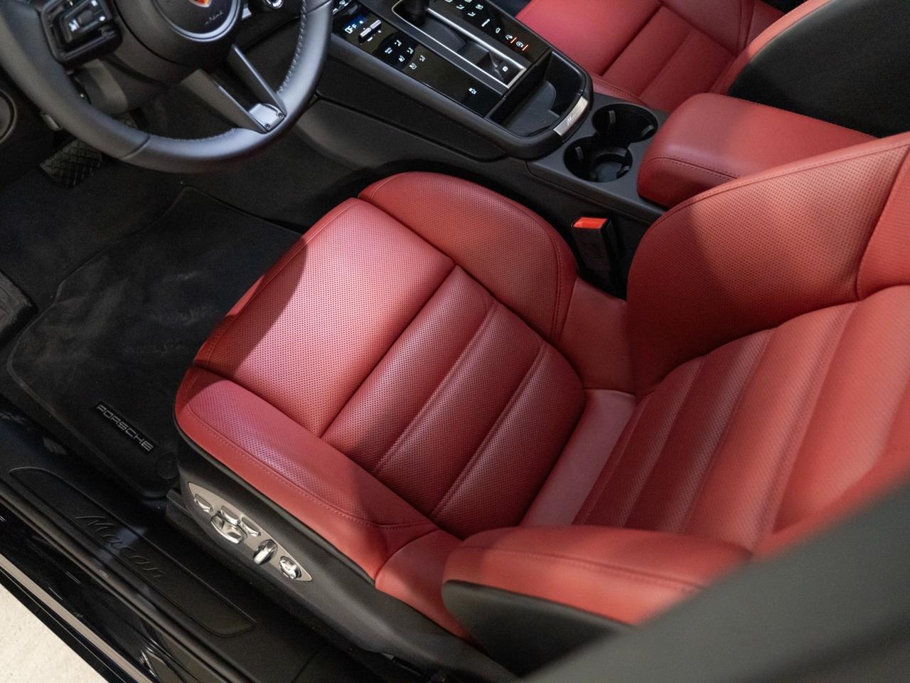 2026 Porsche Macan Pompano Beach FL