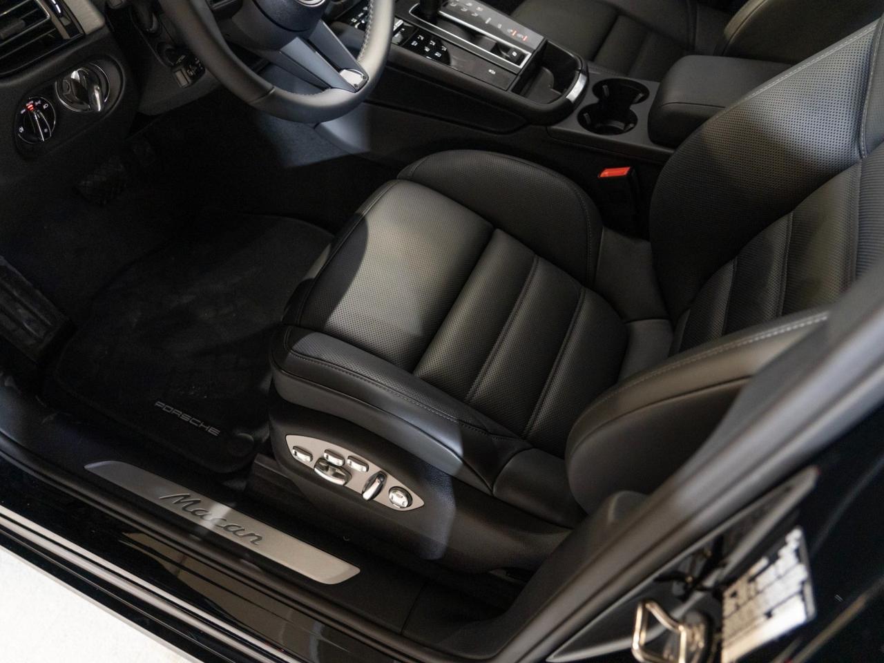 2026 Porsche Macan Pompano Beach FL