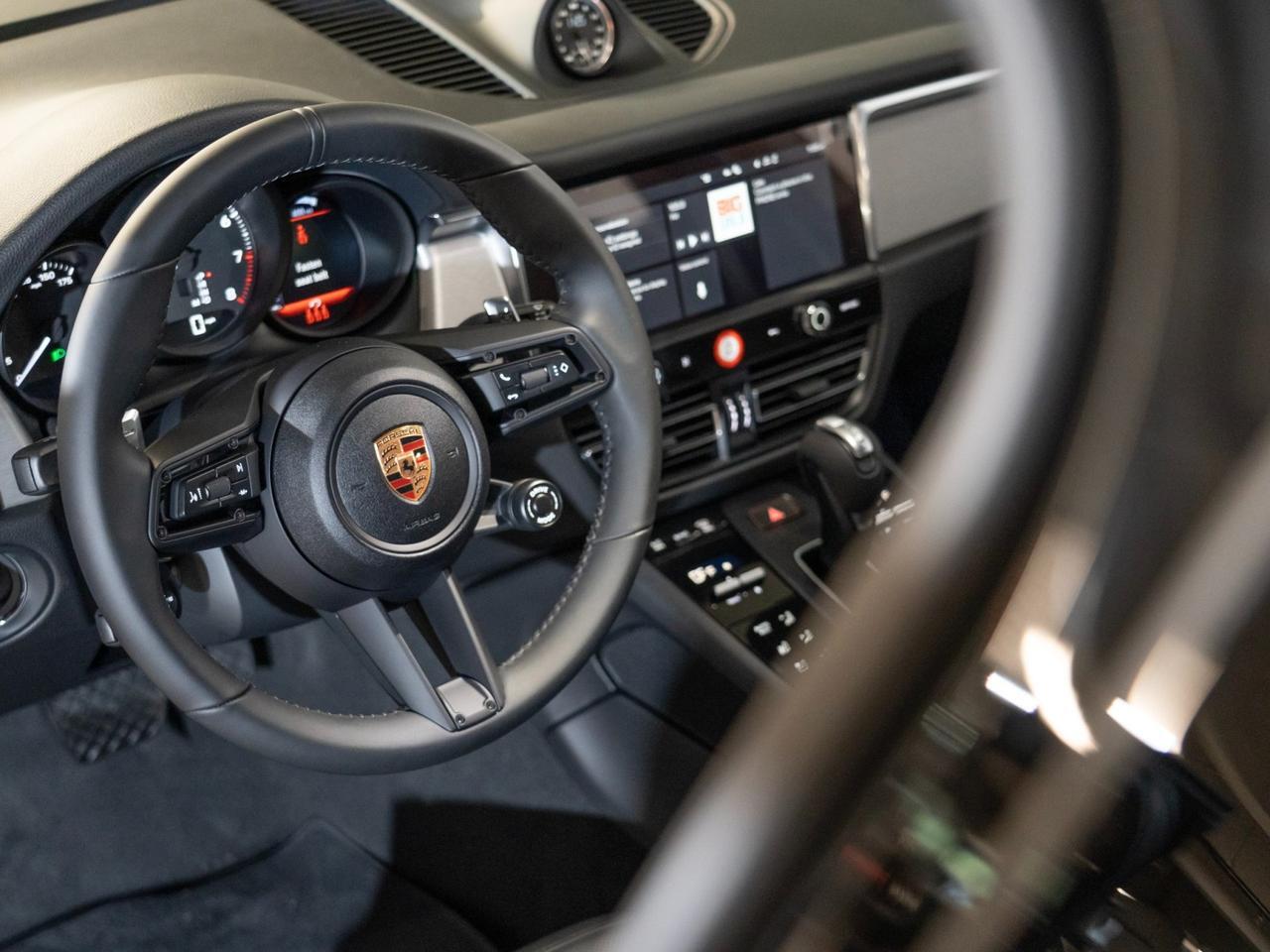2026 Porsche Macan Pompano Beach FL