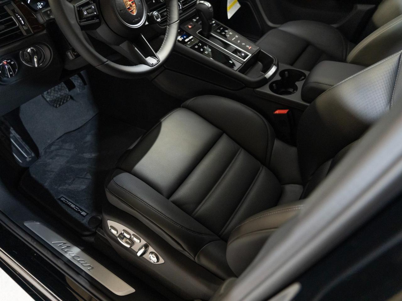 2026 Porsche Macan Pompano Beach FL