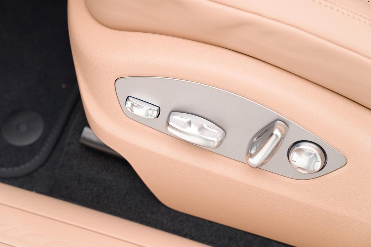 2026 Porsche Macan Pompano Beach FL