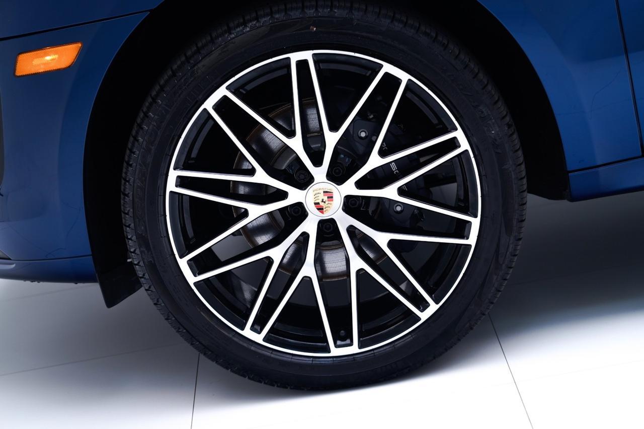 2026 Porsche Macan Pompano Beach FL