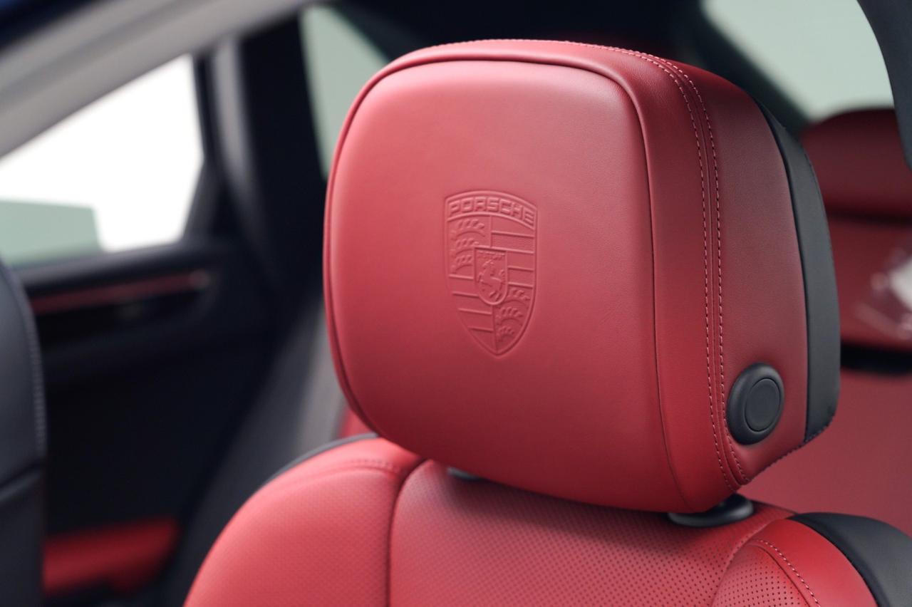 2026 Porsche Macan Pompano Beach FL