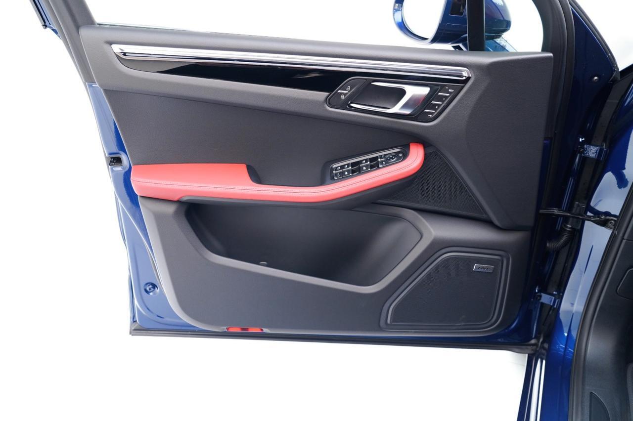 2026 Porsche Macan Pompano Beach FL