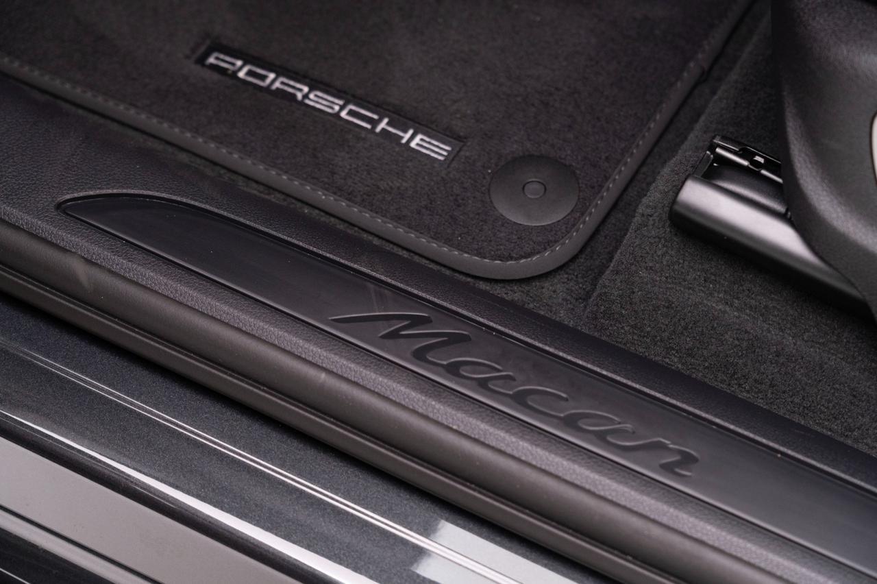 2026 Porsche Macan Pompano Beach FL