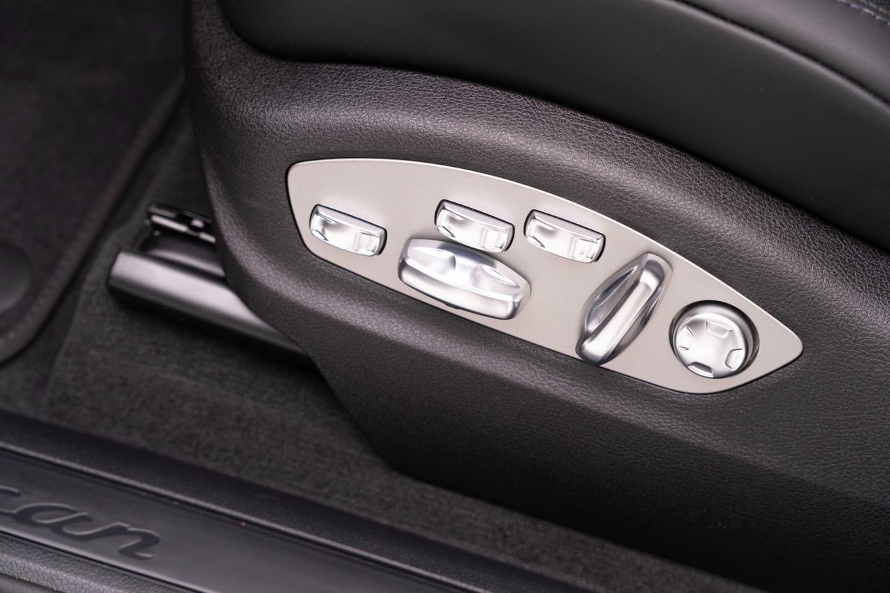2026 Porsche Macan Pompano Beach FL