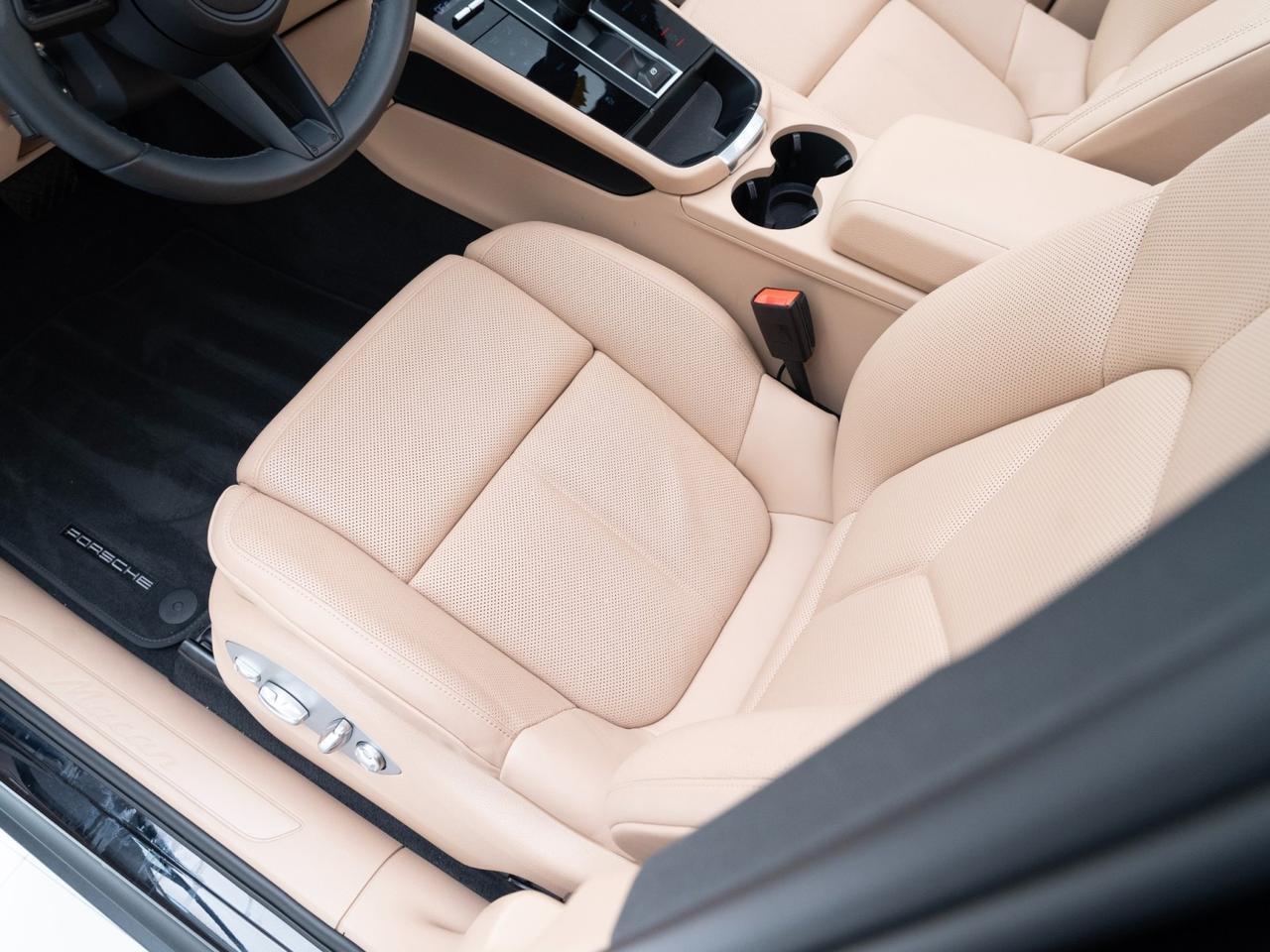2026 Porsche Macan Pompano Beach FL
