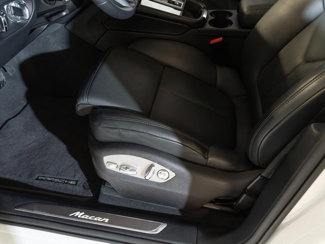 2026 Porsche Macan Pompano Beach FL