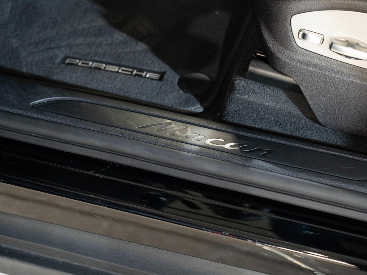 2026 Porsche Macan Pompano Beach FL