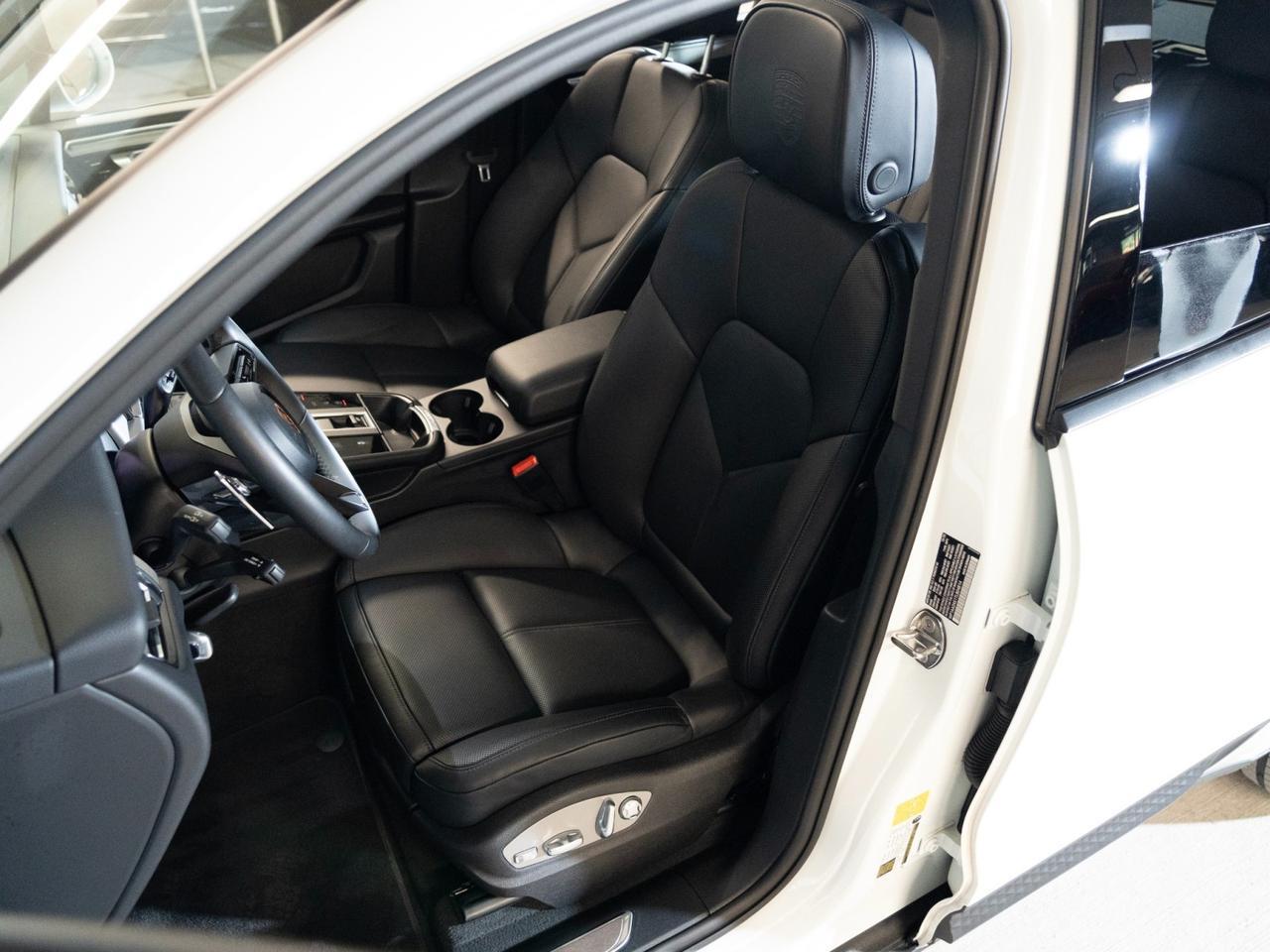 2026 Porsche Macan Pompano Beach FL