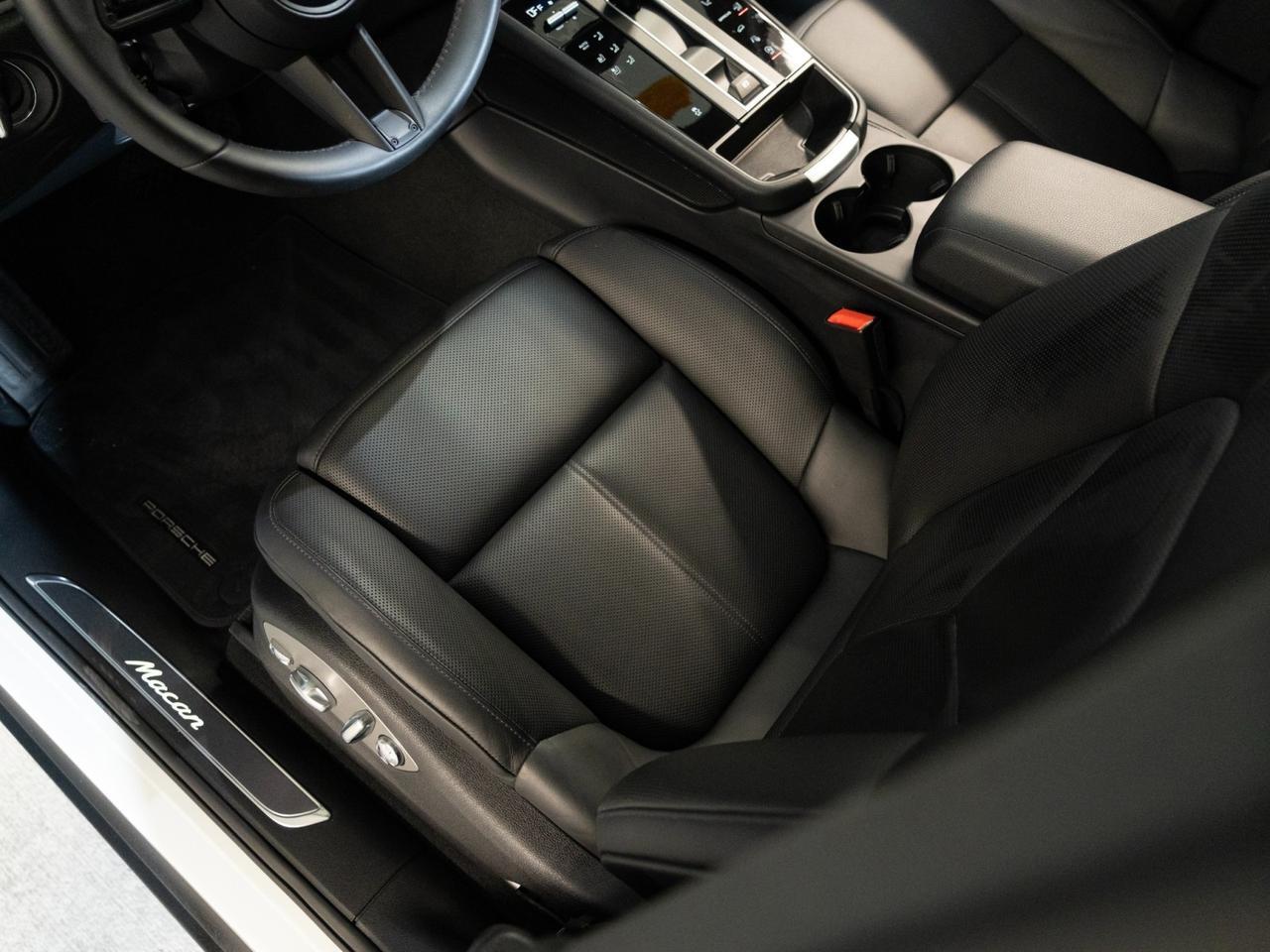 2026 Porsche Macan Pompano Beach FL