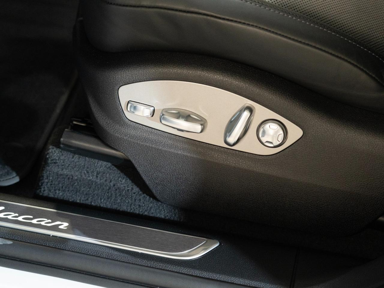 2026 Porsche Macan Pompano Beach FL