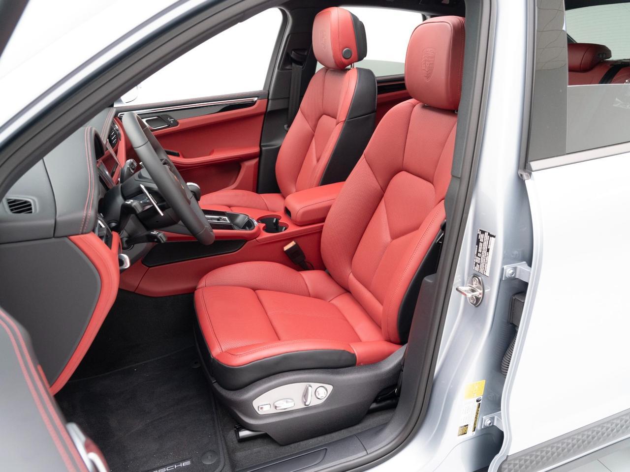 2026 Porsche Macan Pompano Beach FL