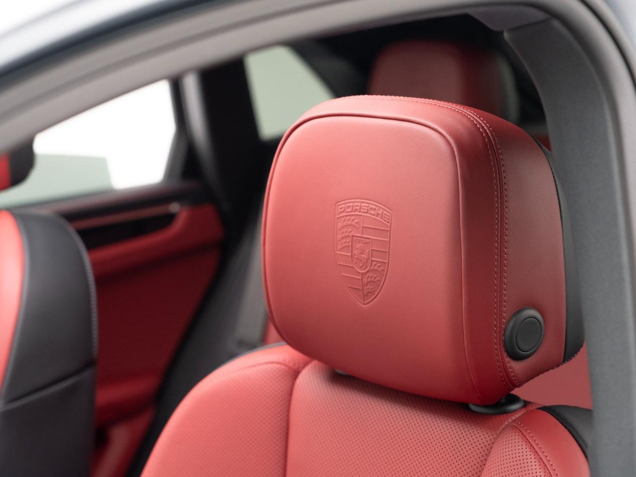 2026 Porsche Macan Pompano Beach FL