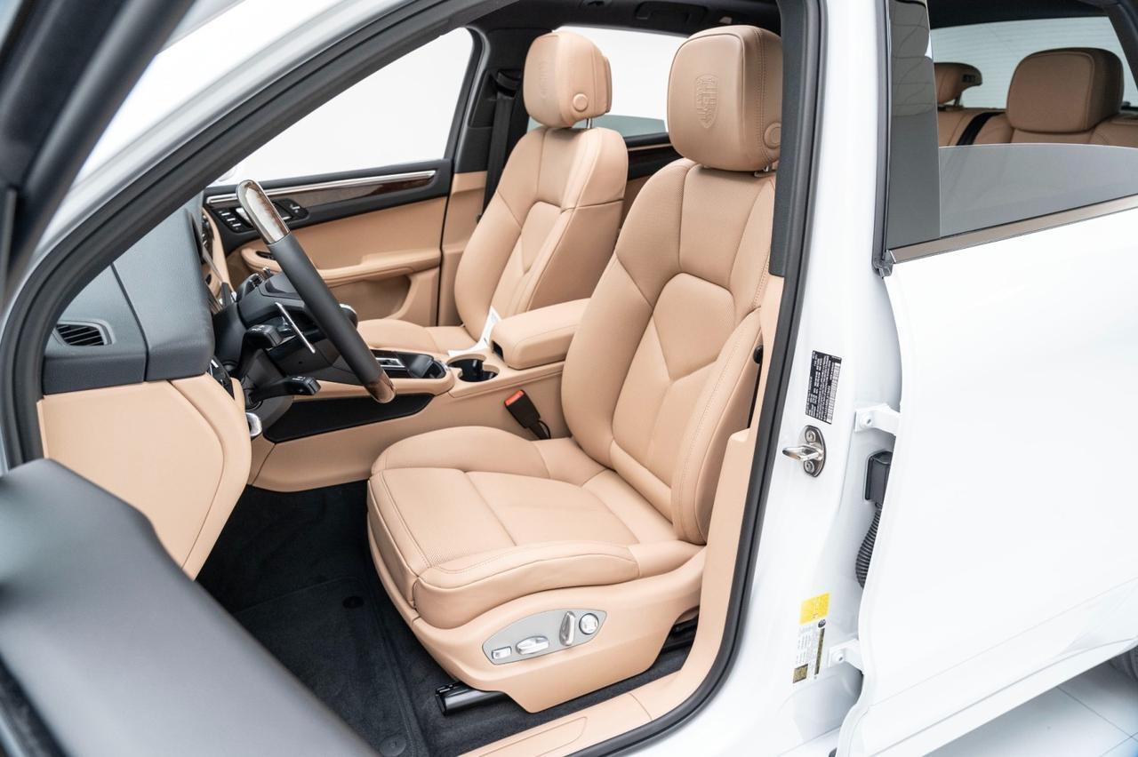 2026 Porsche Macan Pompano Beach FL