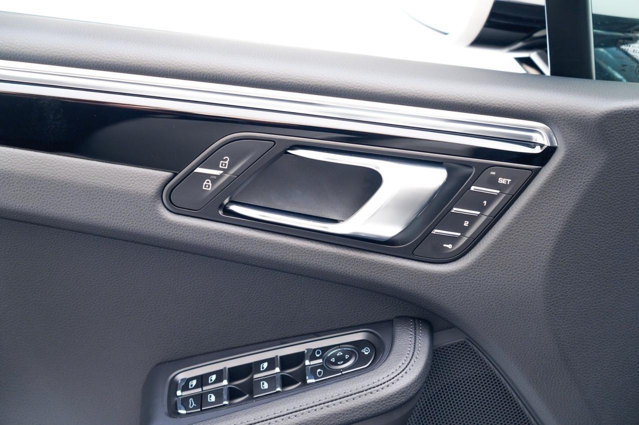 2026 Porsche Macan Pompano Beach FL