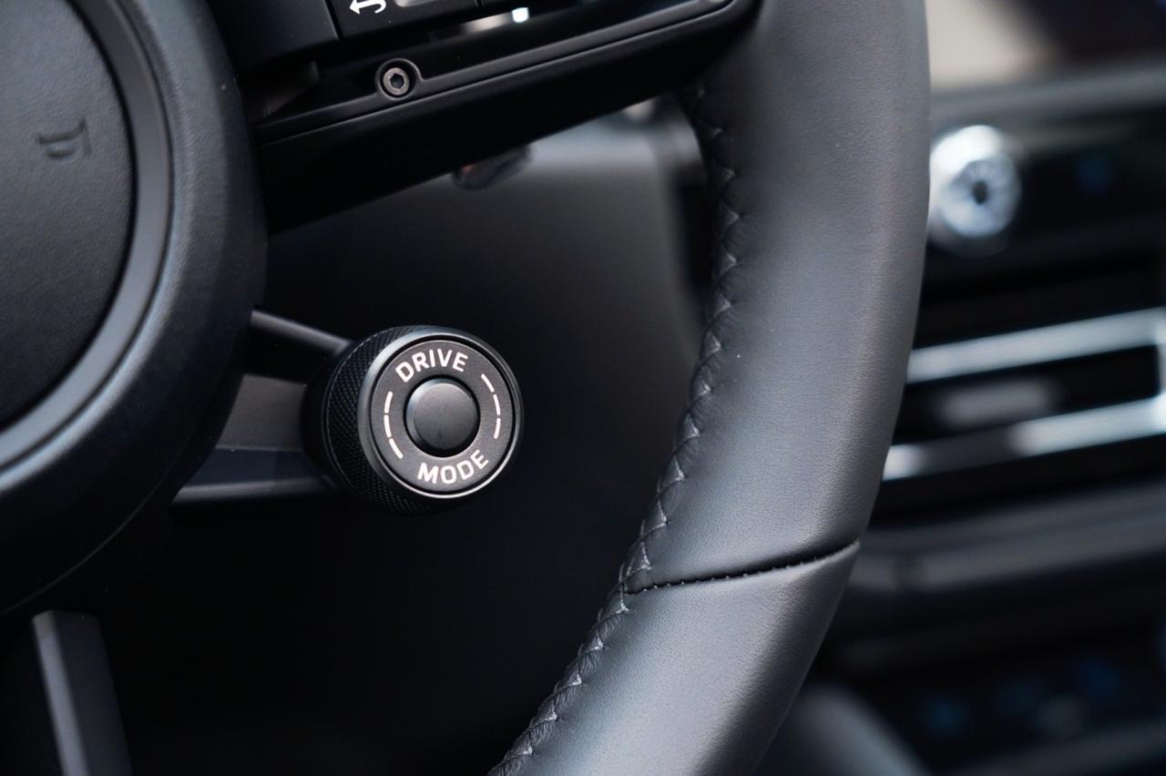 2026 Porsche Macan Pompano Beach FL