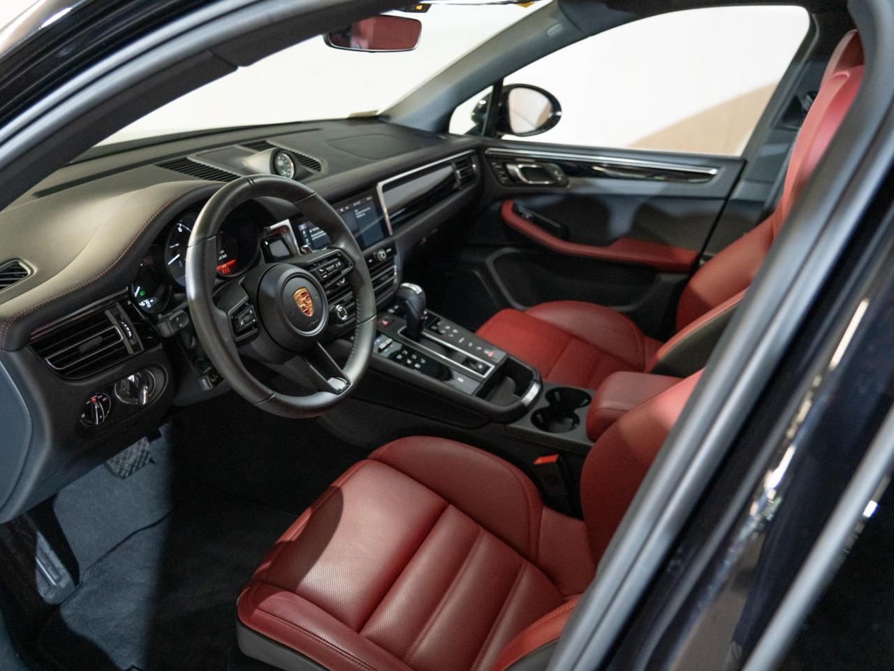 2026 Porsche Macan Pompano Beach FL