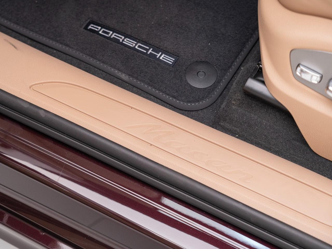 2026 Porsche Macan Pompano Beach FL