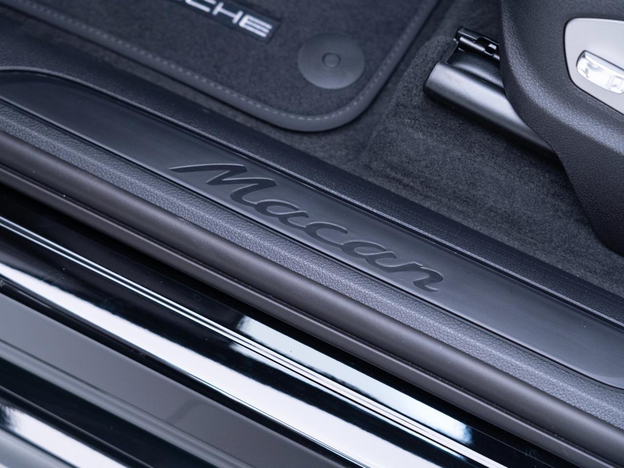 2026 Porsche Macan Pompano Beach FL