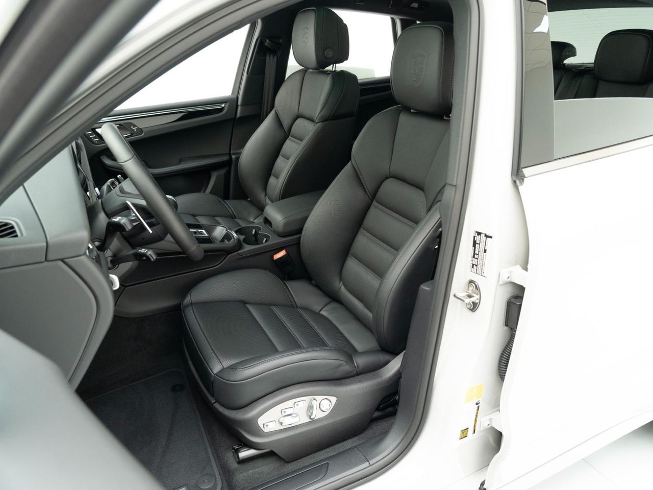 2026 Porsche Macan Pompano Beach FL