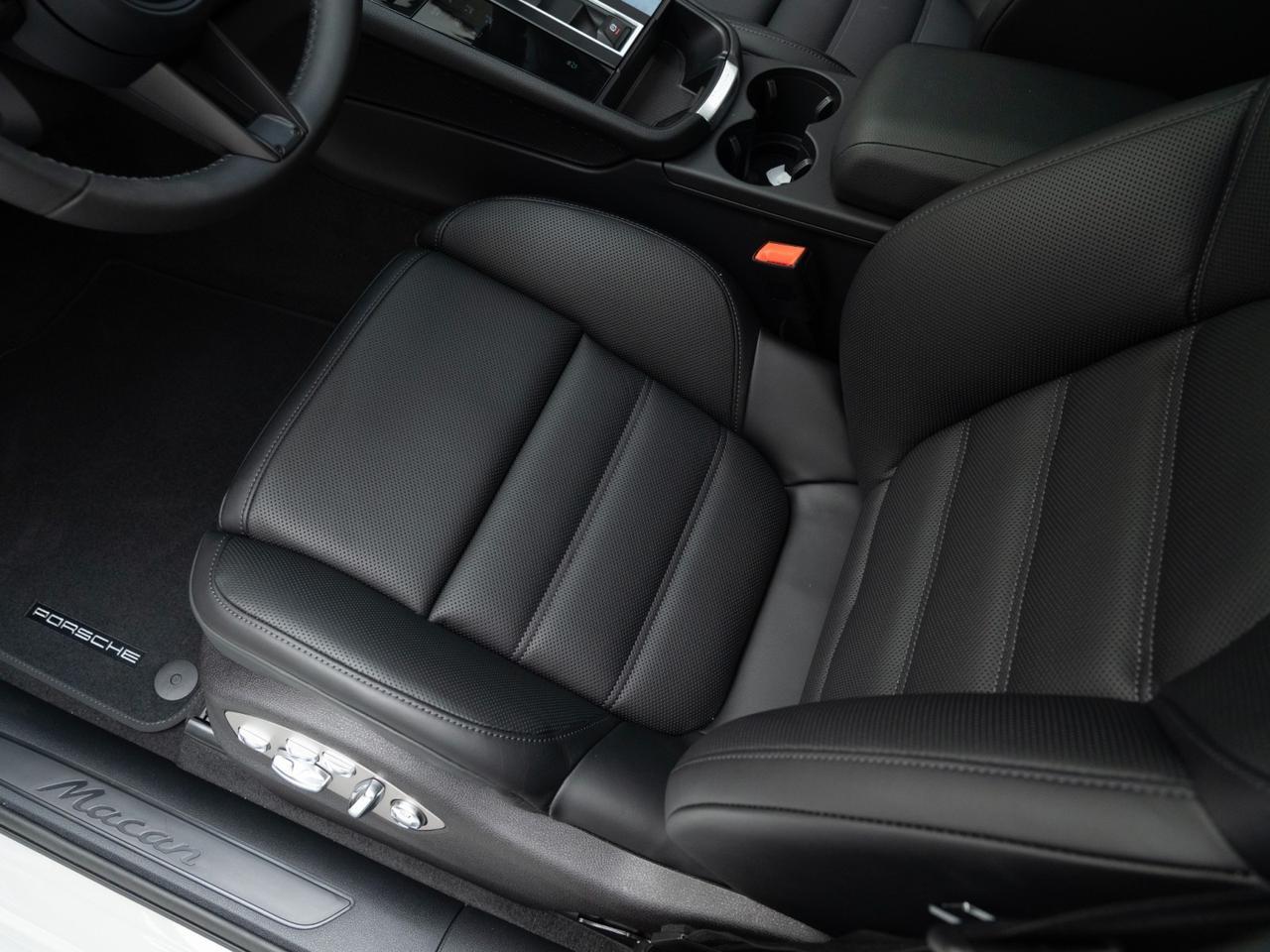 2026 Porsche Macan Pompano Beach FL