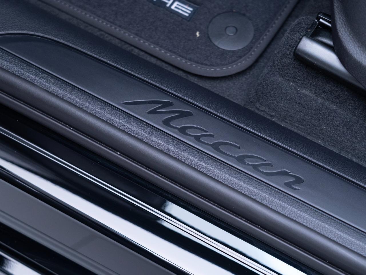 2026 Porsche Macan Pompano Beach FL