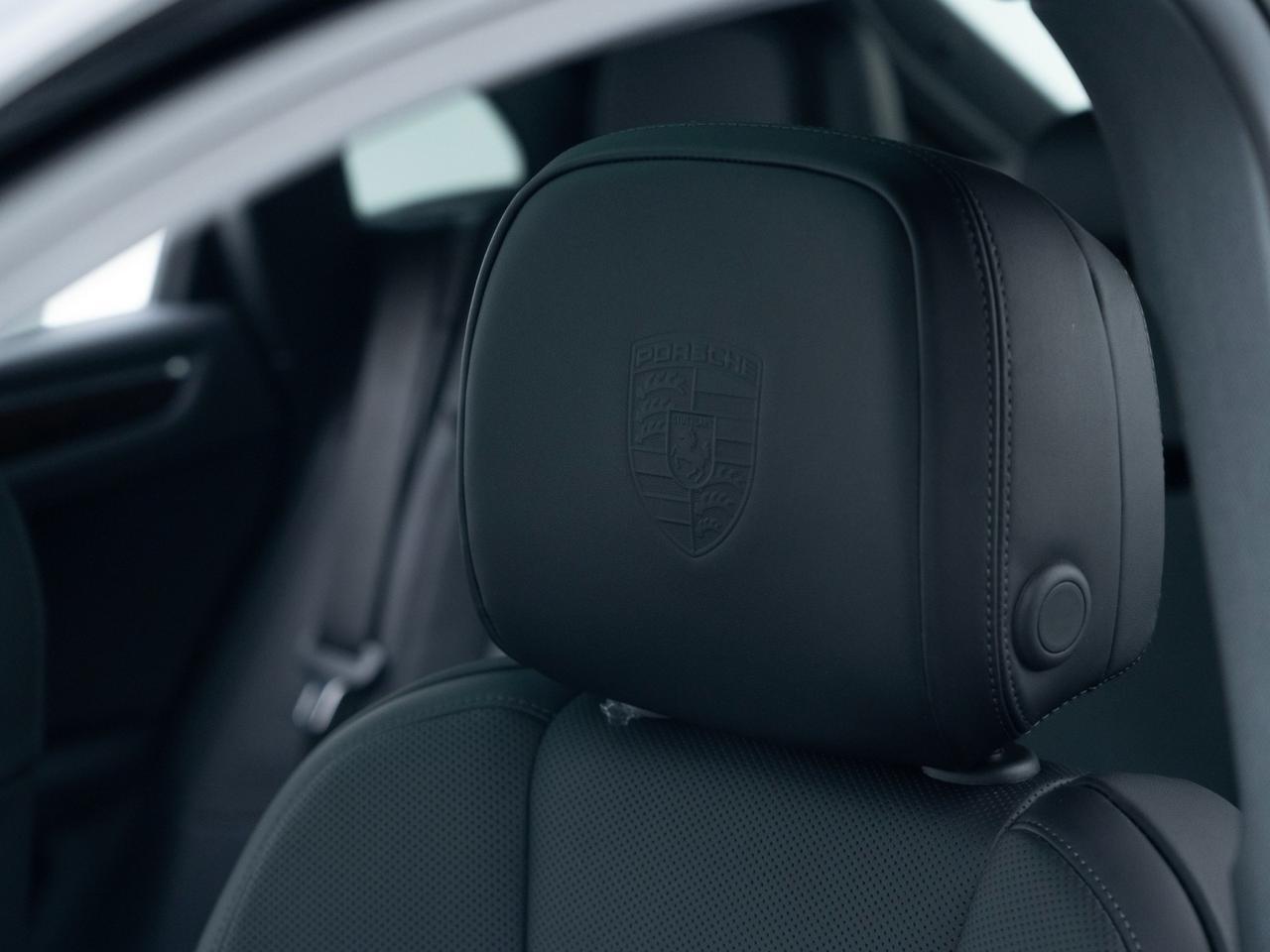 2026 Porsche Macan Pompano Beach FL