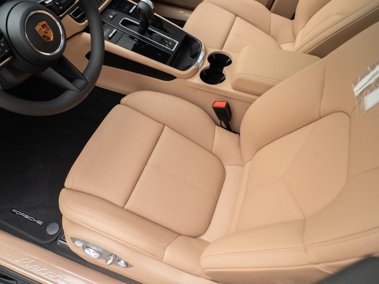 2026 Porsche Macan Pompano Beach FL