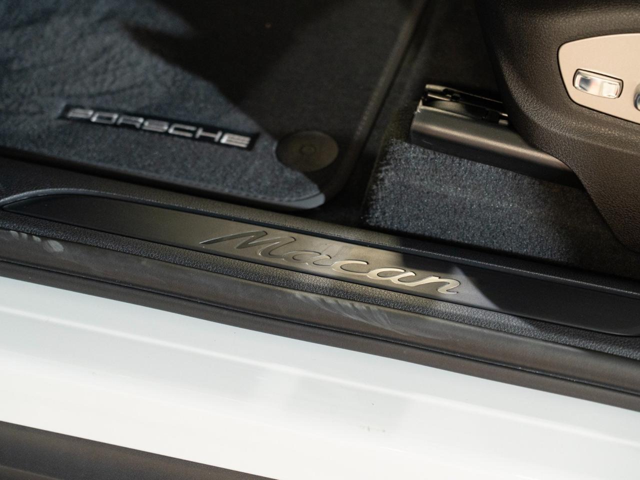 2026 Porsche Macan Pompano Beach FL