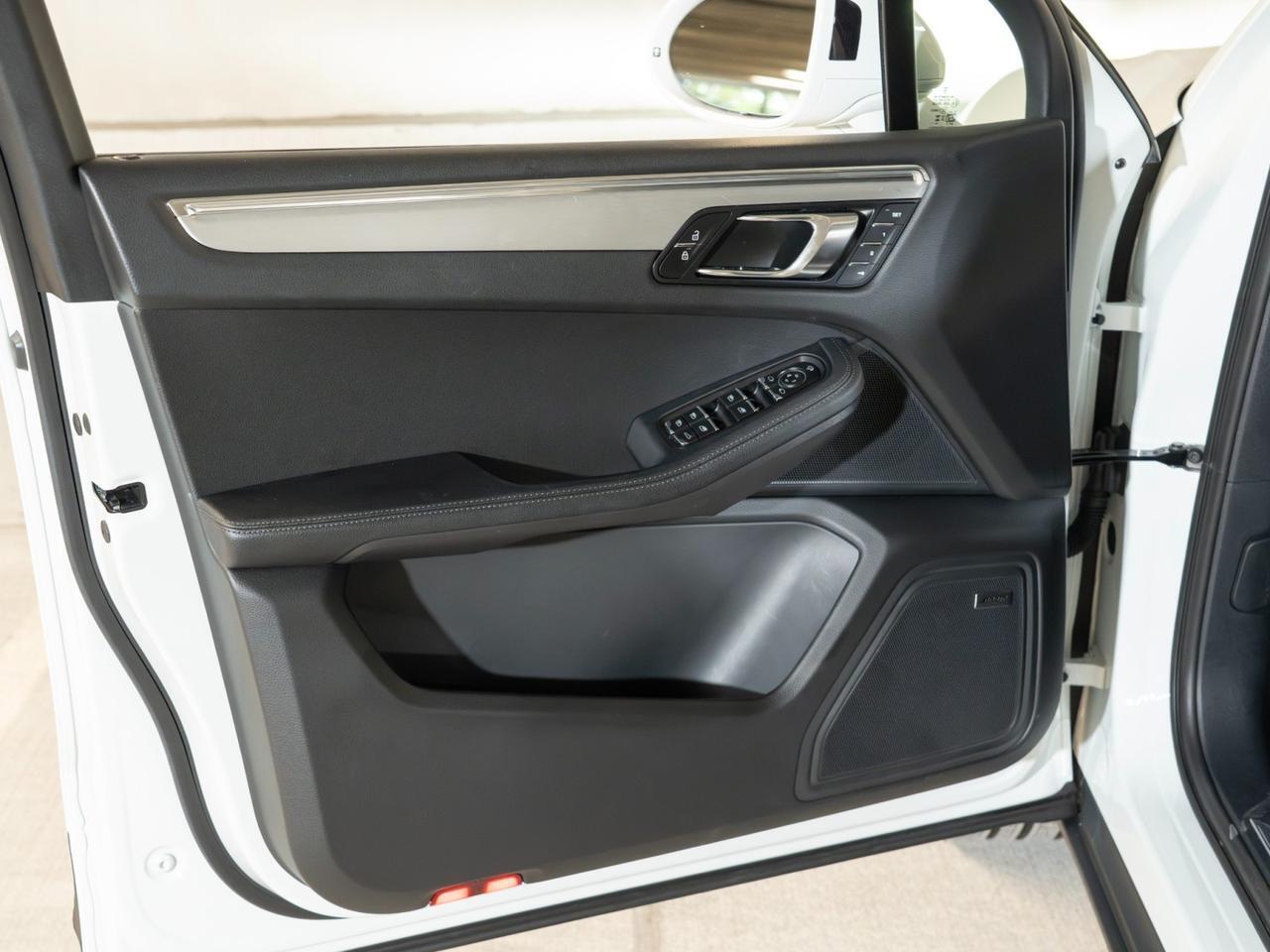 2026 Porsche Macan Pompano Beach FL